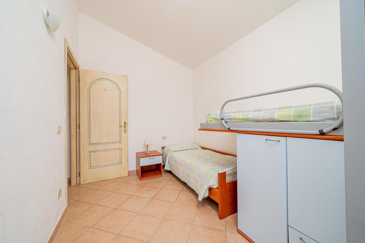 Residence La Tartaruga Monte Petrosu Buitenkant foto